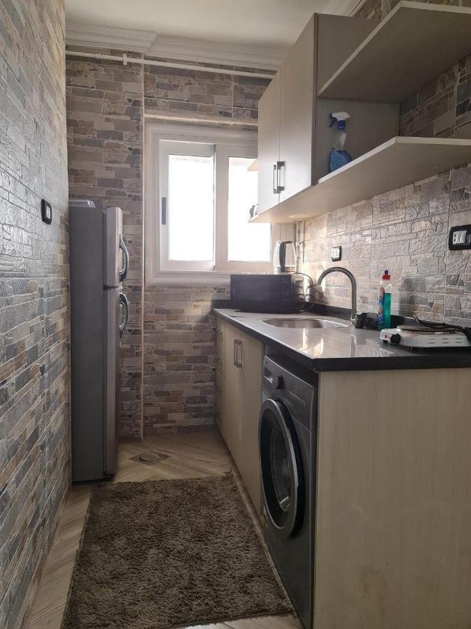 Apartment فاخرة مكيفة تري البحر مباشرة *